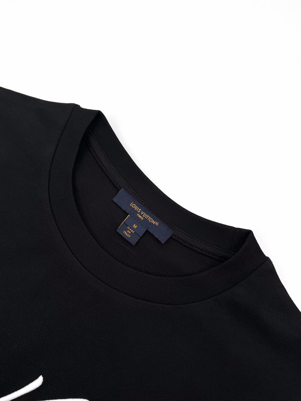 2026 New LY Signature Embroidered Short-Sleeved Shirt (AA522-A15)