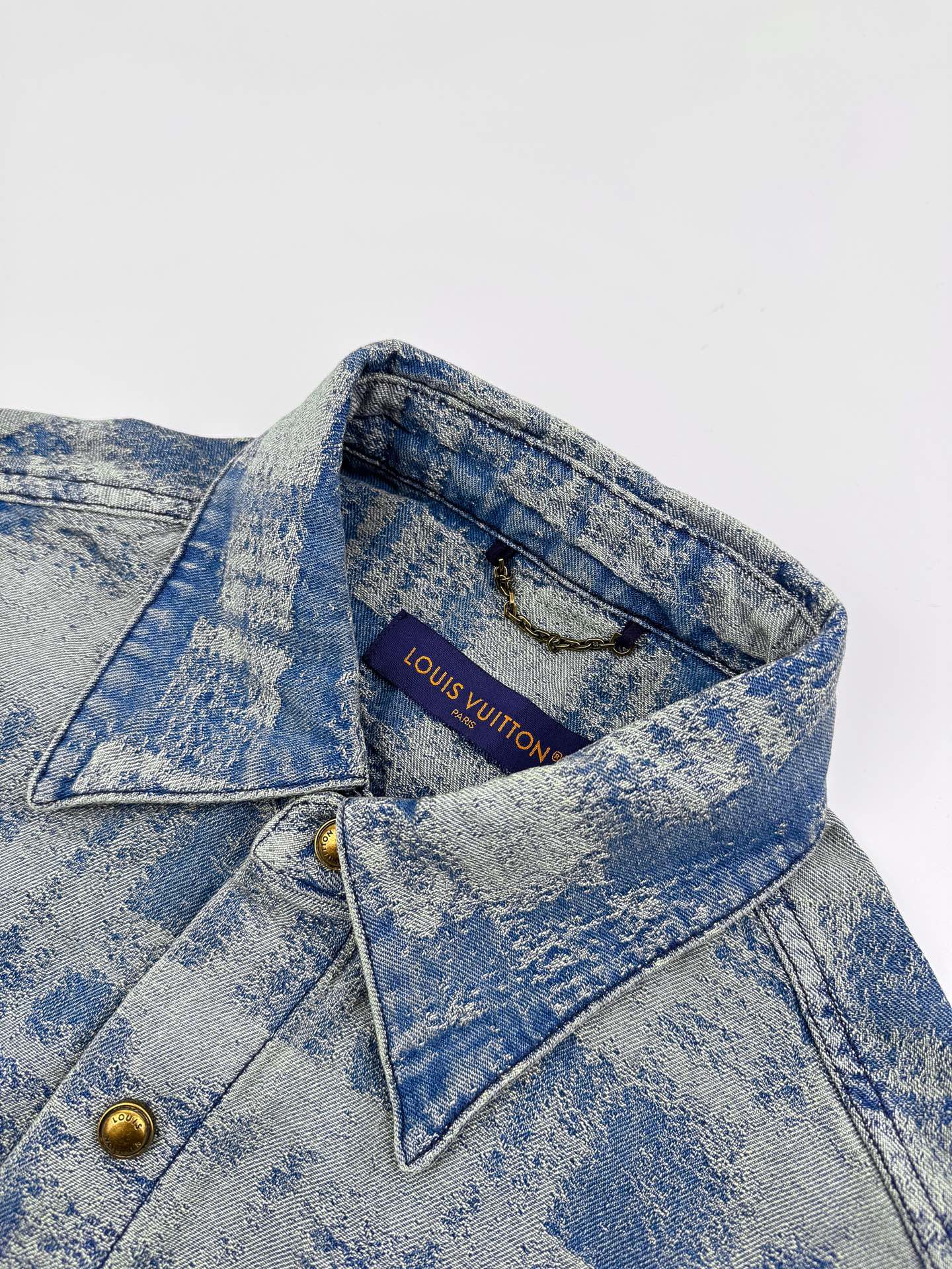 2026 New LY Logo Denim Short-Sleeve Shirt (BB773-B40)